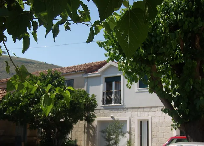 Stari Dvori דירה