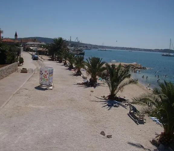 Stari Dvori * Trogir